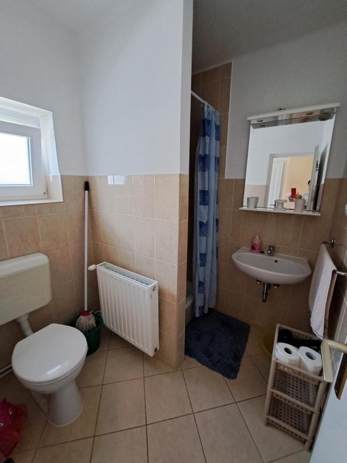 Pinter Apartman 잘라카로쉬 외부 사진